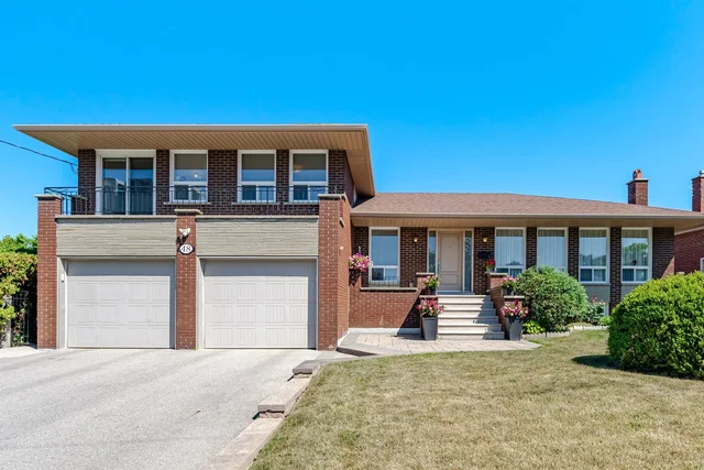 48 Clair Road, North York - photo 2