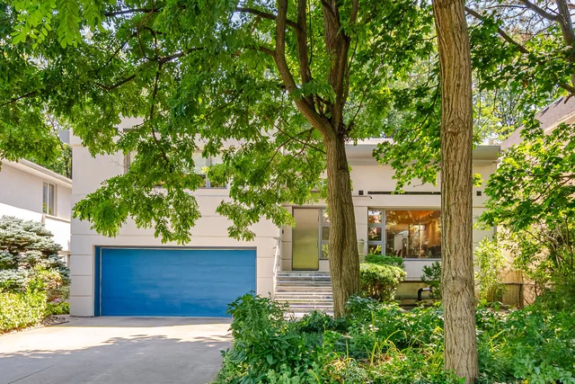 9 Saguenay Avenue, Toronto - photo 1