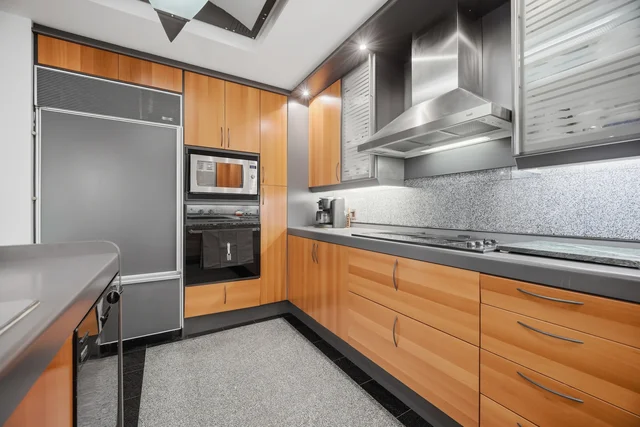 9 Saguenay Avenue, Toronto - photo 26