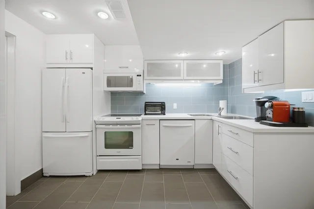 9 Saguenay Avenue, Toronto - photo 84