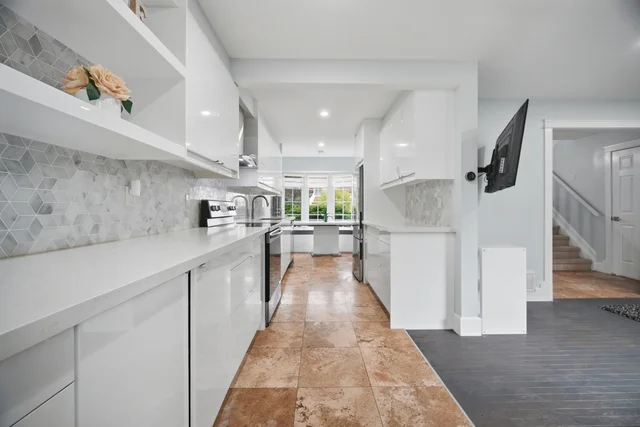 1527 Forestdale Court, Oakville - photo 13