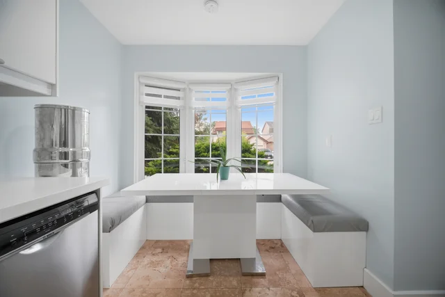 1527 Forestdale Court, Oakville - photo 17