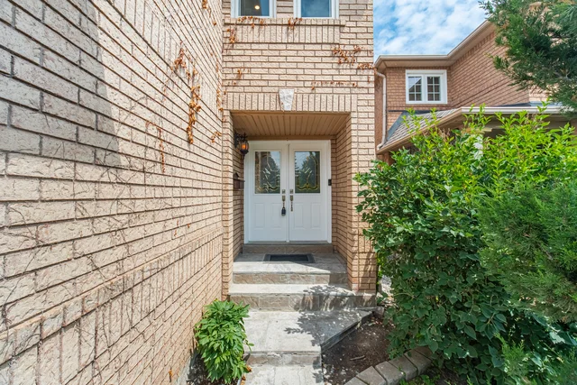 6545 Sapling Trail, Mississauga - photo 5