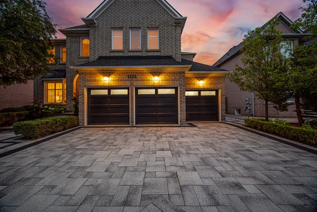 2152 Manor Hill Drive, Mississauga - photo 19