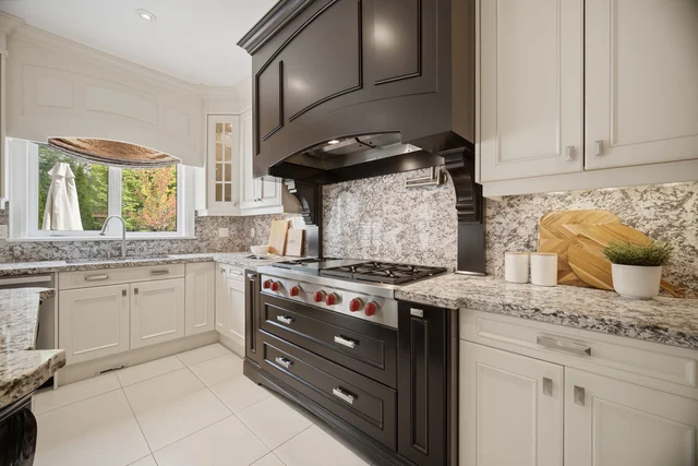 2152 Manor Hill Drive, Mississauga - photo 50