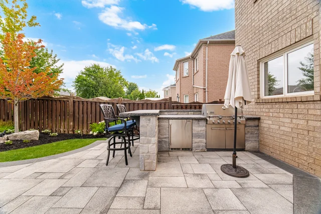 2152 Manor Hill Drive, Mississauga - photo 131