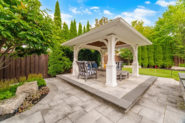 2152 Manor Hill Drive, Mississauga - photo 135