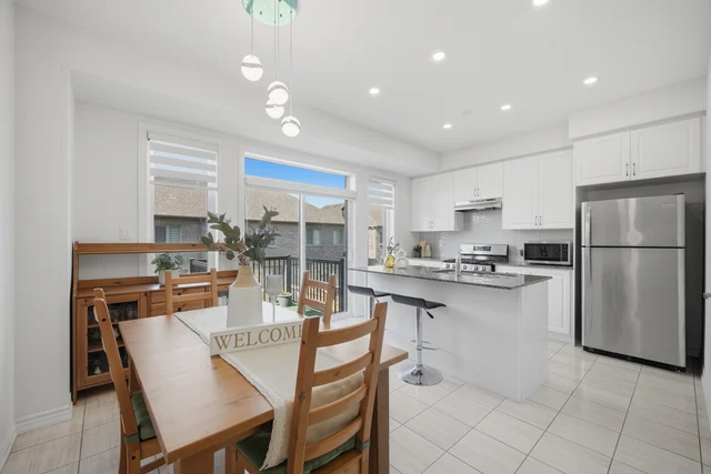 38 Hallmark Way, Whitby - photo 13