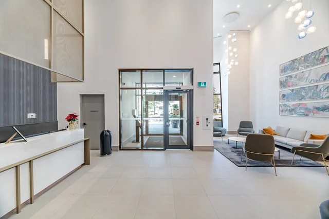 #2709-430 Square One Drive, Mississauga - photo 3