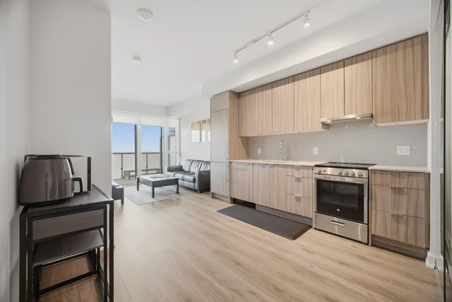 #2709-430 Square One Drive, Mississauga - photo 14