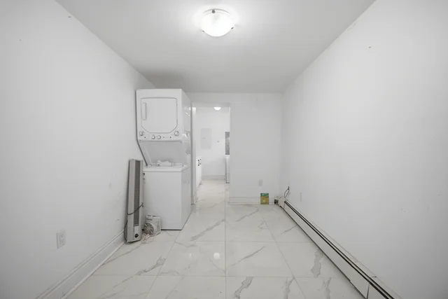 3331 Dundas Street West, Toronto - photo 7