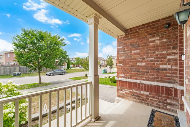 148 Miracle Trail, Brampton - photo 9