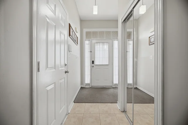 7443 Russian Olive Close, Mississauga - photo 8