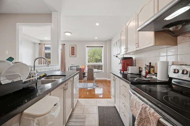 7443 Russian Olive Close, Mississauga - photo 23