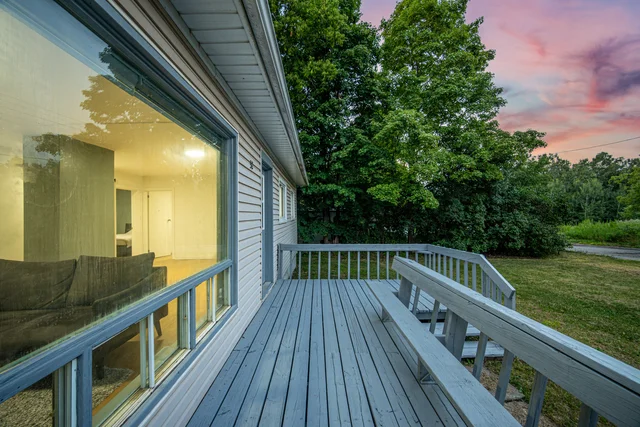 32 Maple Avenue East, Georgetown - photo 15