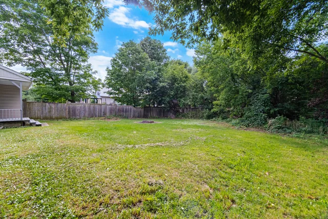 32 Maple Avenue East, Georgetown - photo 64