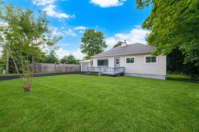 32 Maple Avenue East, Georgetown - photo 5