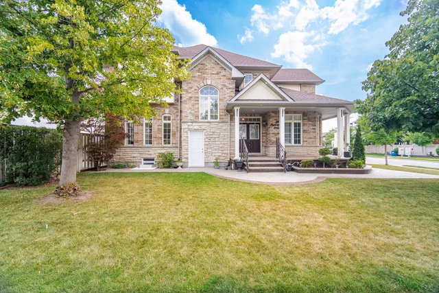 29 Huntspoint Drive, Brampton - photo 1