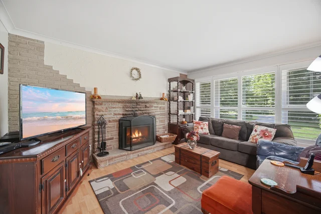 43 Maple Avenue, Inglewood - photo 22