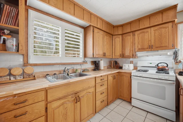 43 Maple Avenue, Inglewood - photo 32