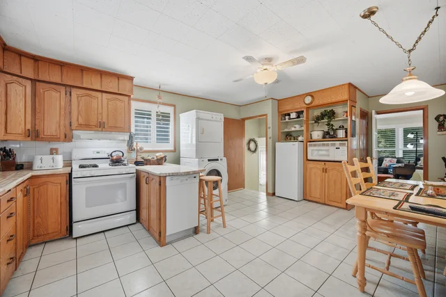 43 Maple Avenue, Inglewood - photo 33