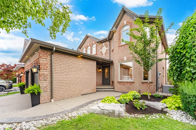 6878 Summer Heights Drive, Mississauga - photo 17