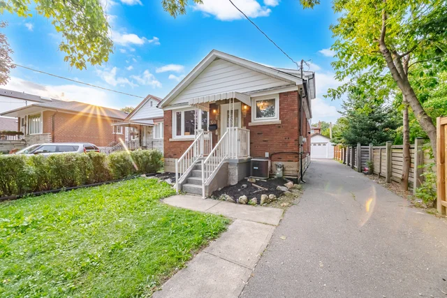 30 Elder Avenue, Toronto - photo 5