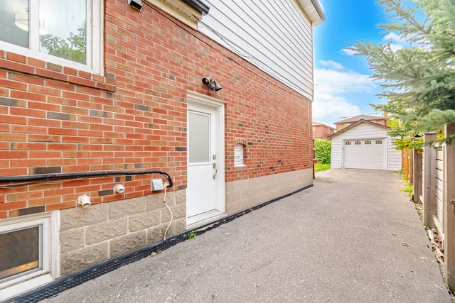 30 Elder Avenue, Toronto - photo 40