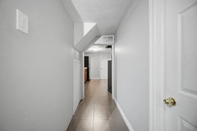 30 Elder Avenue, Toronto - photo 43