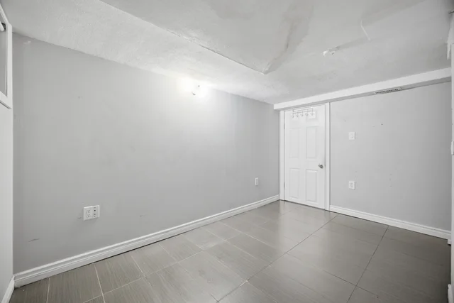 30 Elder Avenue, Toronto - photo 49