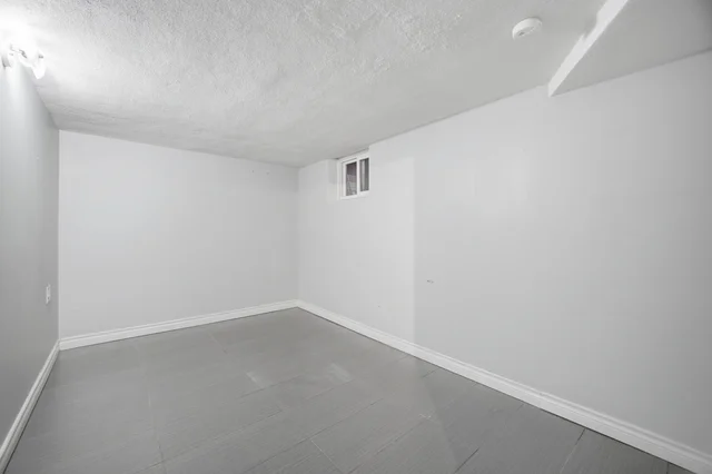 30 Elder Avenue, Toronto - photo 51