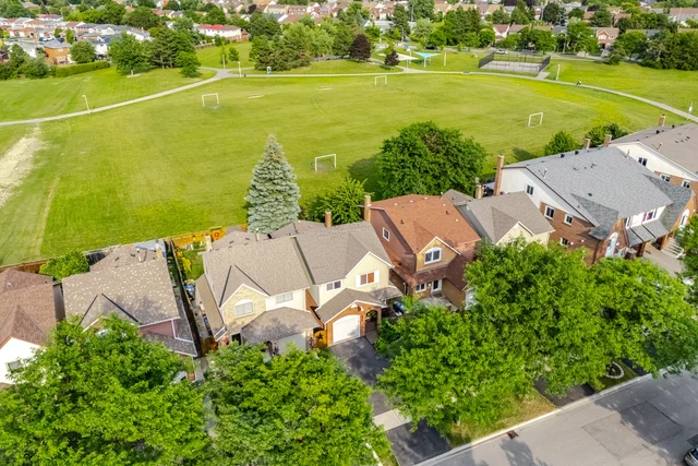 152 Weybridge Trail, Brampton - photo 4