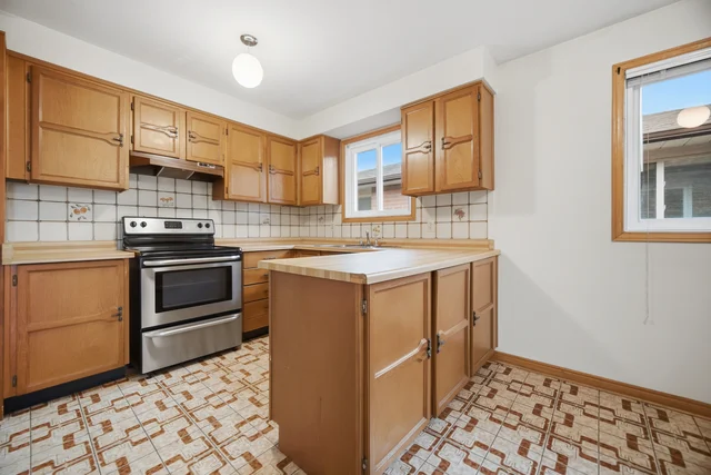 103 John Lindsay Court, North York - photo 24