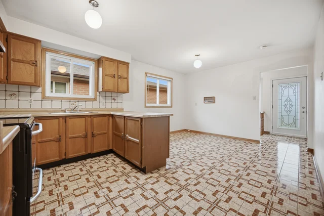 103 John Lindsay Court, North York - photo 27