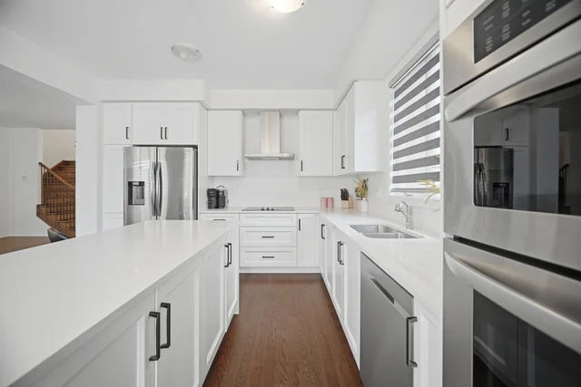 426 Coronation Road, Whitby - photo 17