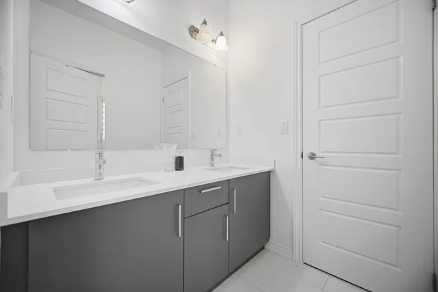 426 Coronation Road, Whitby - photo 35