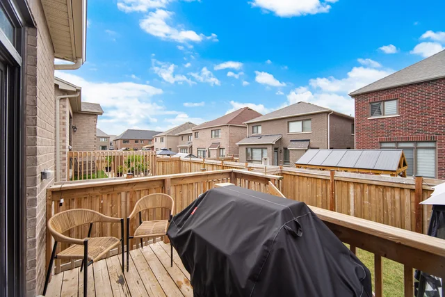 426 Coronation Road, Whitby - photo 37