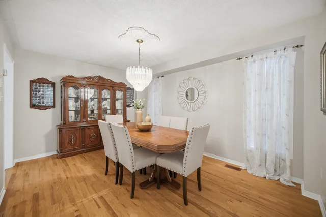 39 Legend Lane, Brampton - photo 15