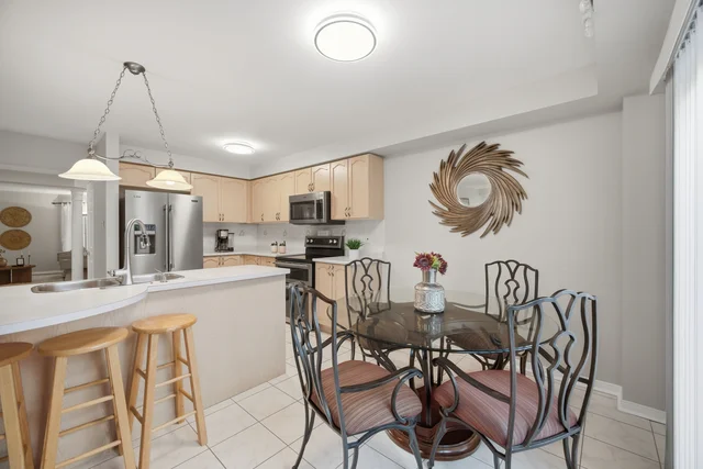 39 Legend Lane, Brampton - photo 23