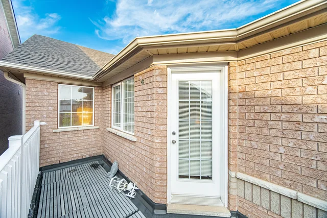 39 Legend Lane, Brampton - photo 44