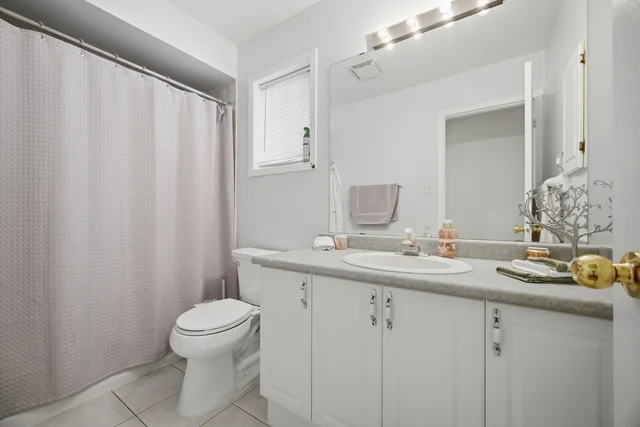 39 Legend Lane, Brampton - photo 47