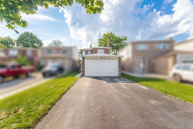 36 Pickard Lane, Brampton - photo 2
