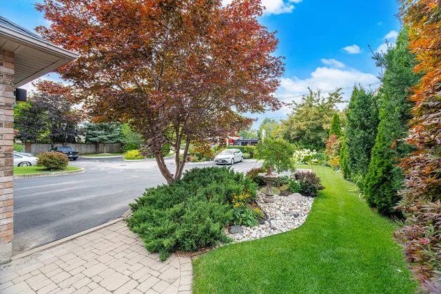 3064 Lakeshore Road West, Oakville - photo 6