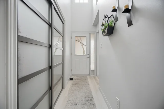 3064 Lakeshore Road West, Oakville - photo 9