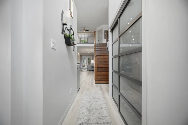 3064 Lakeshore Road West, Oakville - photo 10