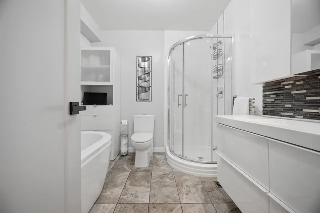 3064 Lakeshore Road West, Oakville - photo 31