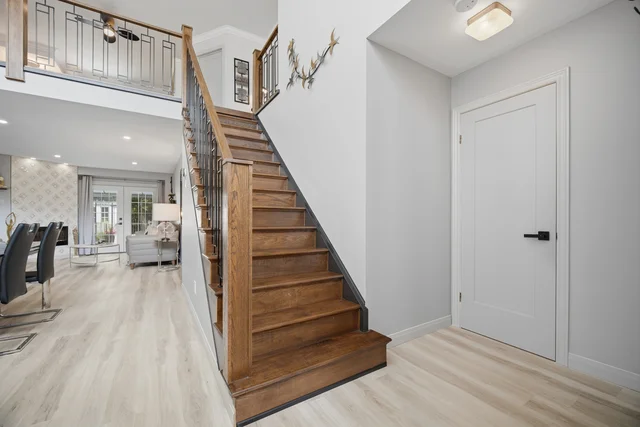 3064 Lakeshore Road West, Oakville - photo 33