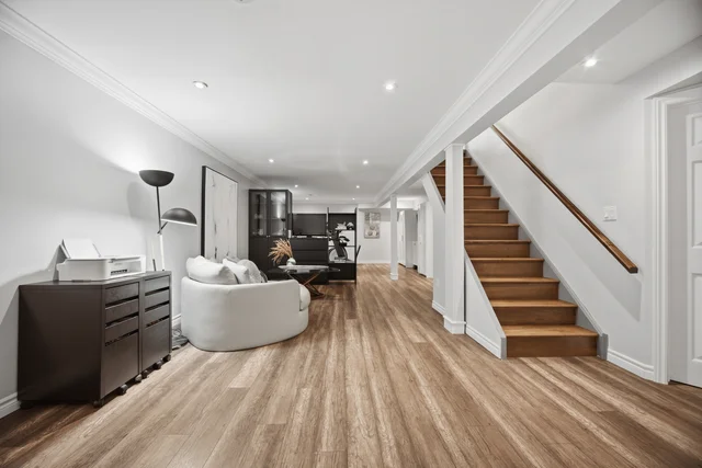3064 Lakeshore Road West, Oakville - photo 45