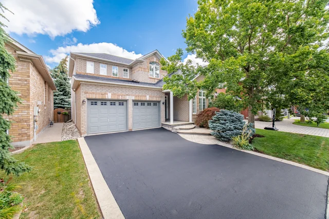 2215 Lapsley Crescent, Oakville - photo 5
