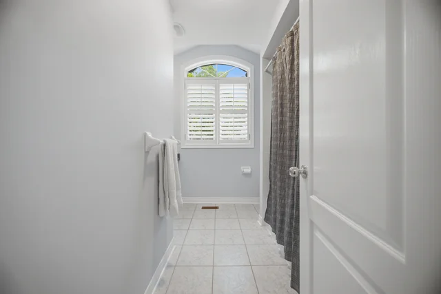 2215 Lapsley Crescent, Oakville - photo 52